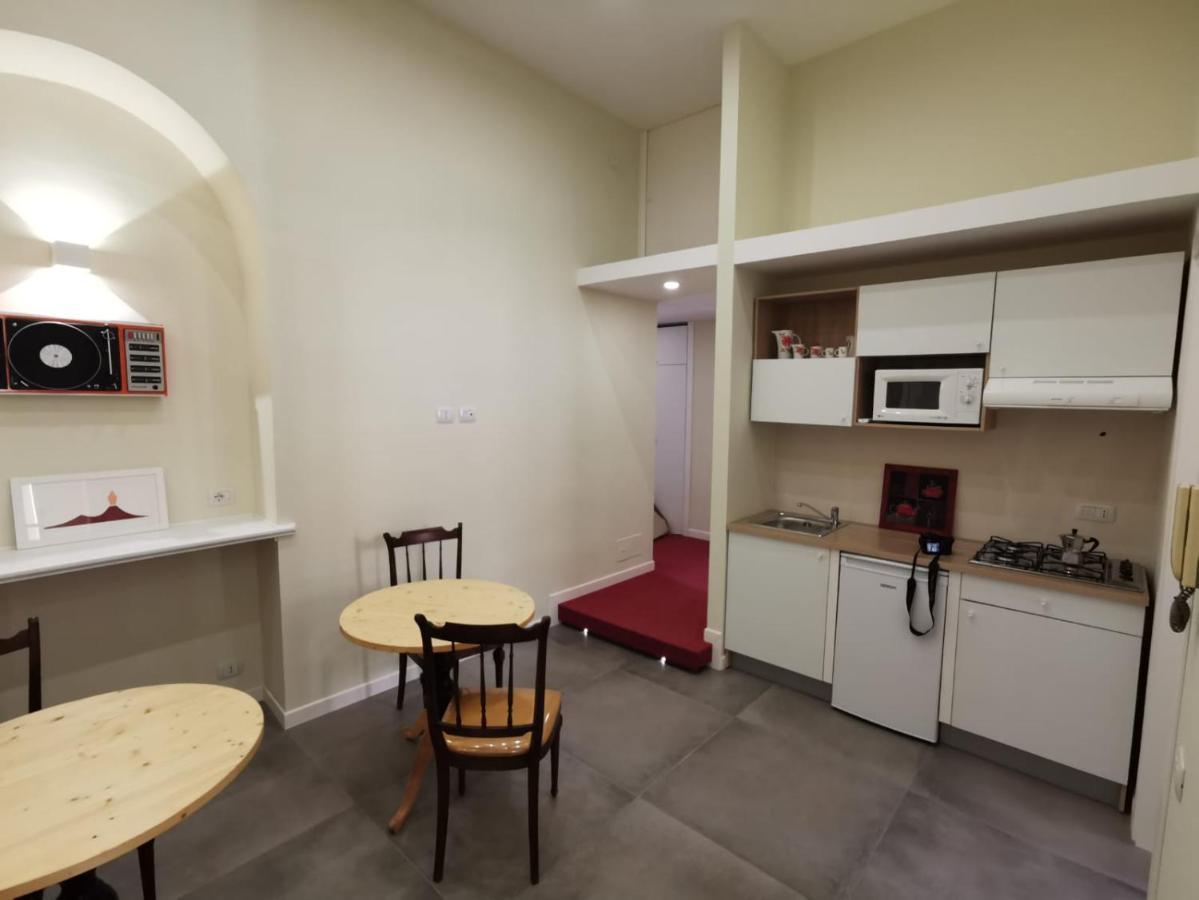 A I R Nacasabella Napoli Bed & Breakfast Exterior photo