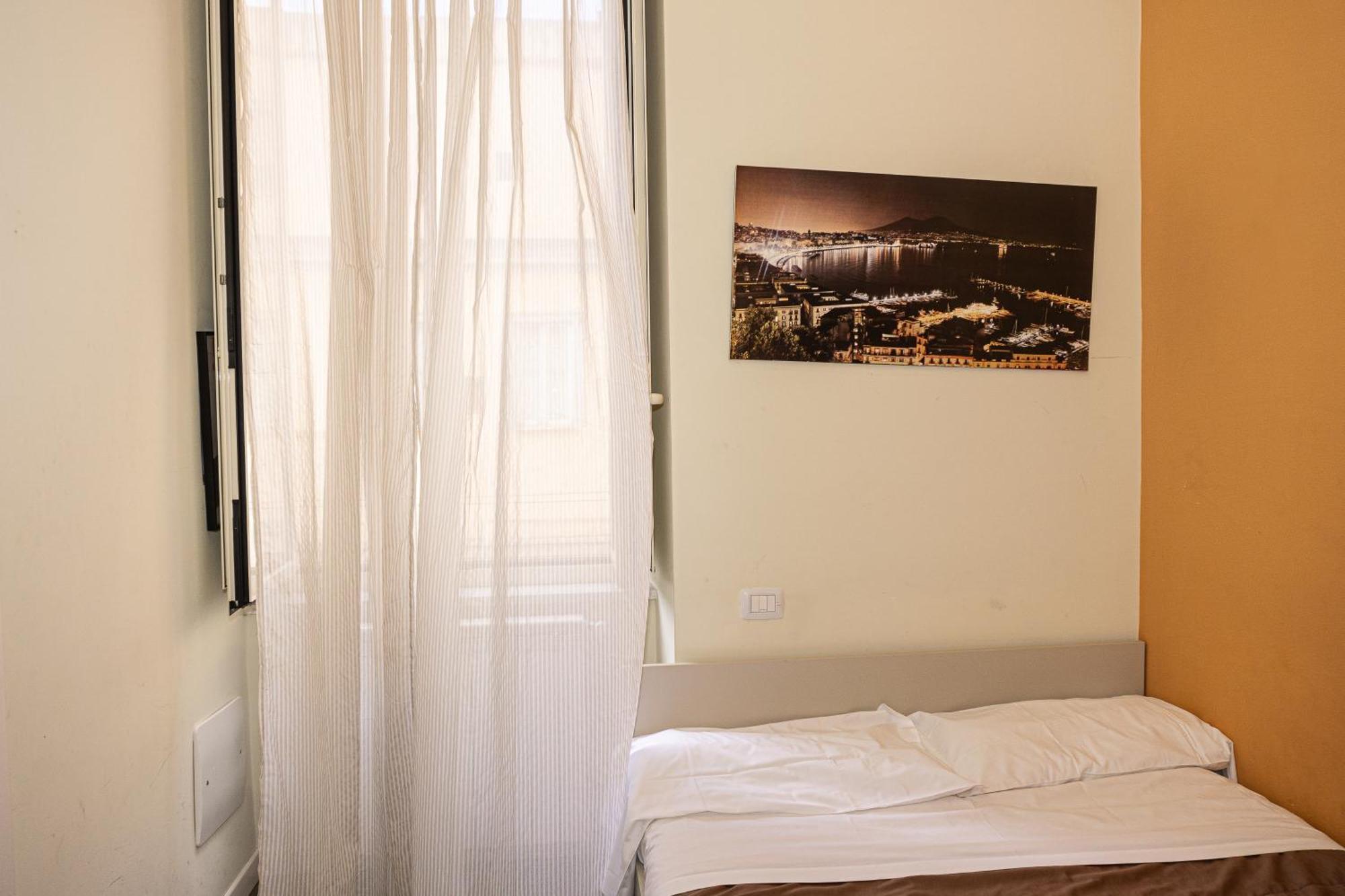 A I R Nacasabella Napoli Bed & Breakfast Exterior photo